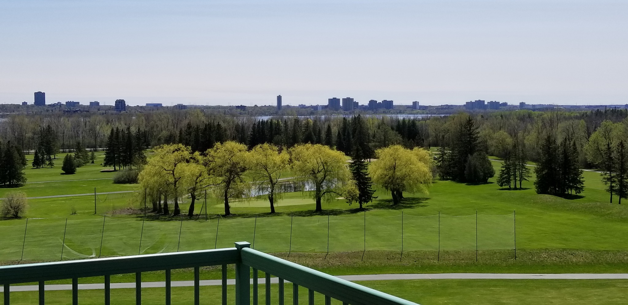 2 Bedrooms, 2 Bathrooms Château Cartier Golf Course Executive Condo for Sale