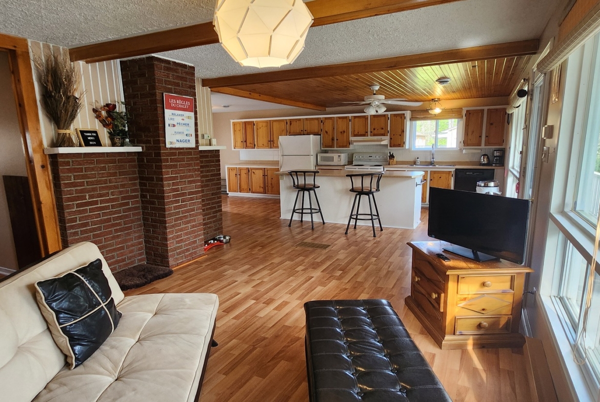 ⭐⭐ TURNKEY WATERFRONT GETAWAY FOR SALE ⭐⭐ SWIM FISH BOAT GOLF HIKE