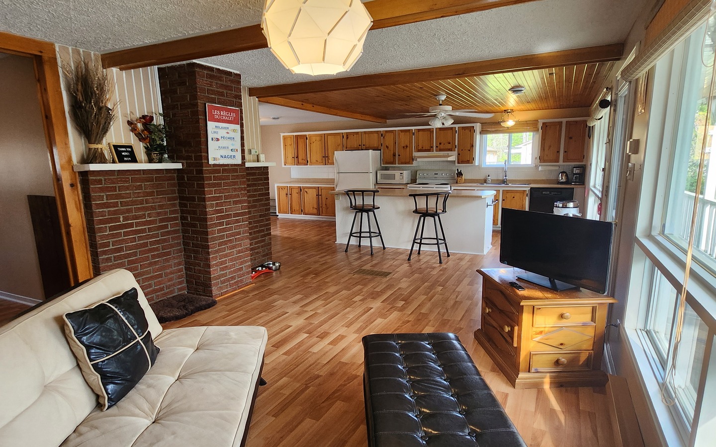 ⭐⭐ TURNKEY WATERFRONT GETAWAY FOR SALE ⭐⭐ SWIM FISH BOAT GOLF HIKE