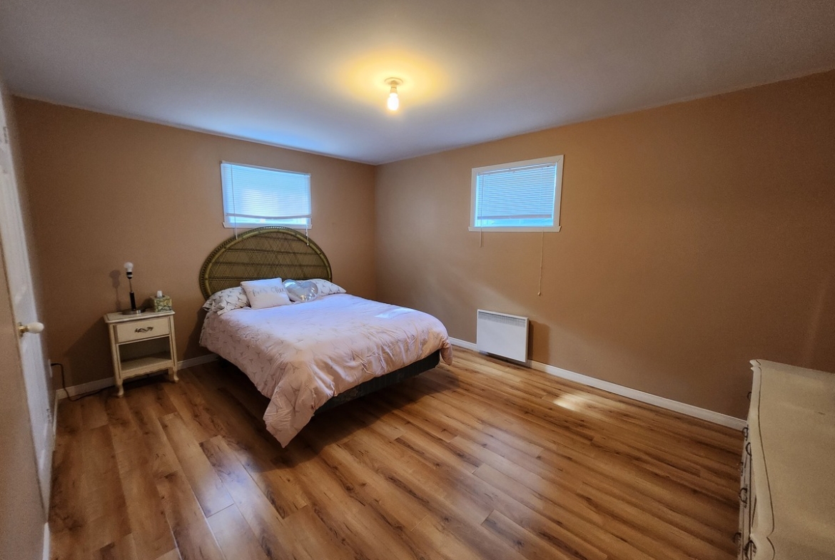 ⭐⭐ TURNKEY WATERFRONT GETAWAY FOR SALE ⭐⭐ SWIM FISH BOAT GOLF HIKE