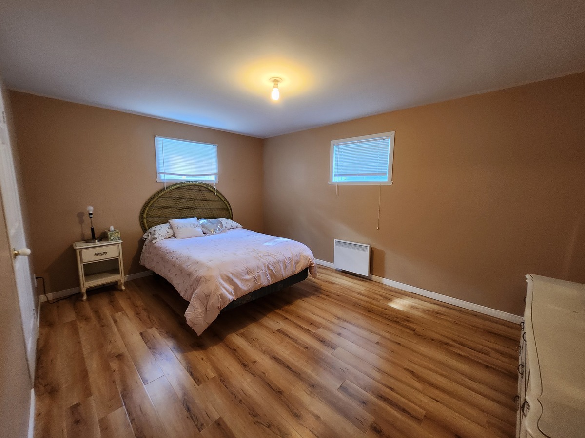 ⭐⭐ TURNKEY WATERFRONT GETAWAY FOR SALE ⭐⭐ SWIM FISH BOAT GOLF HIKE